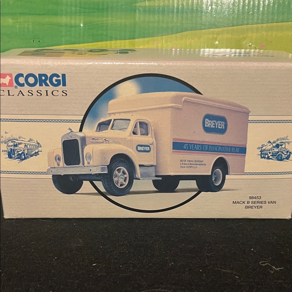 Breyer Corgi Classics Yellow and Blue Mack B Series Van - Picture 6 of 8